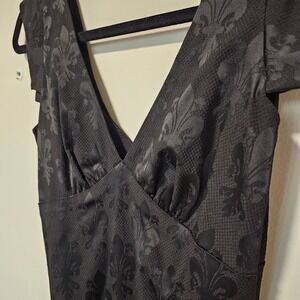 VTG Nicole Miller Size 2 Black Mini Dress V-Neck Floral Cap Sleeve Ruched Y2K